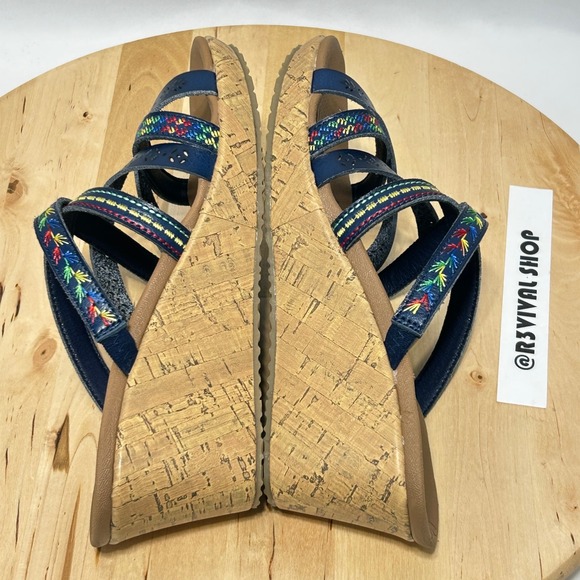 Skechers Beverlee Vegan Wedge Strappy Tiger Posse Sandals NWOB - Size 7 & 37 EUR - Picture 9 of 11